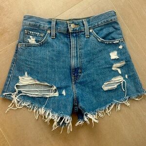 Levi High Waisted Mom Shorts